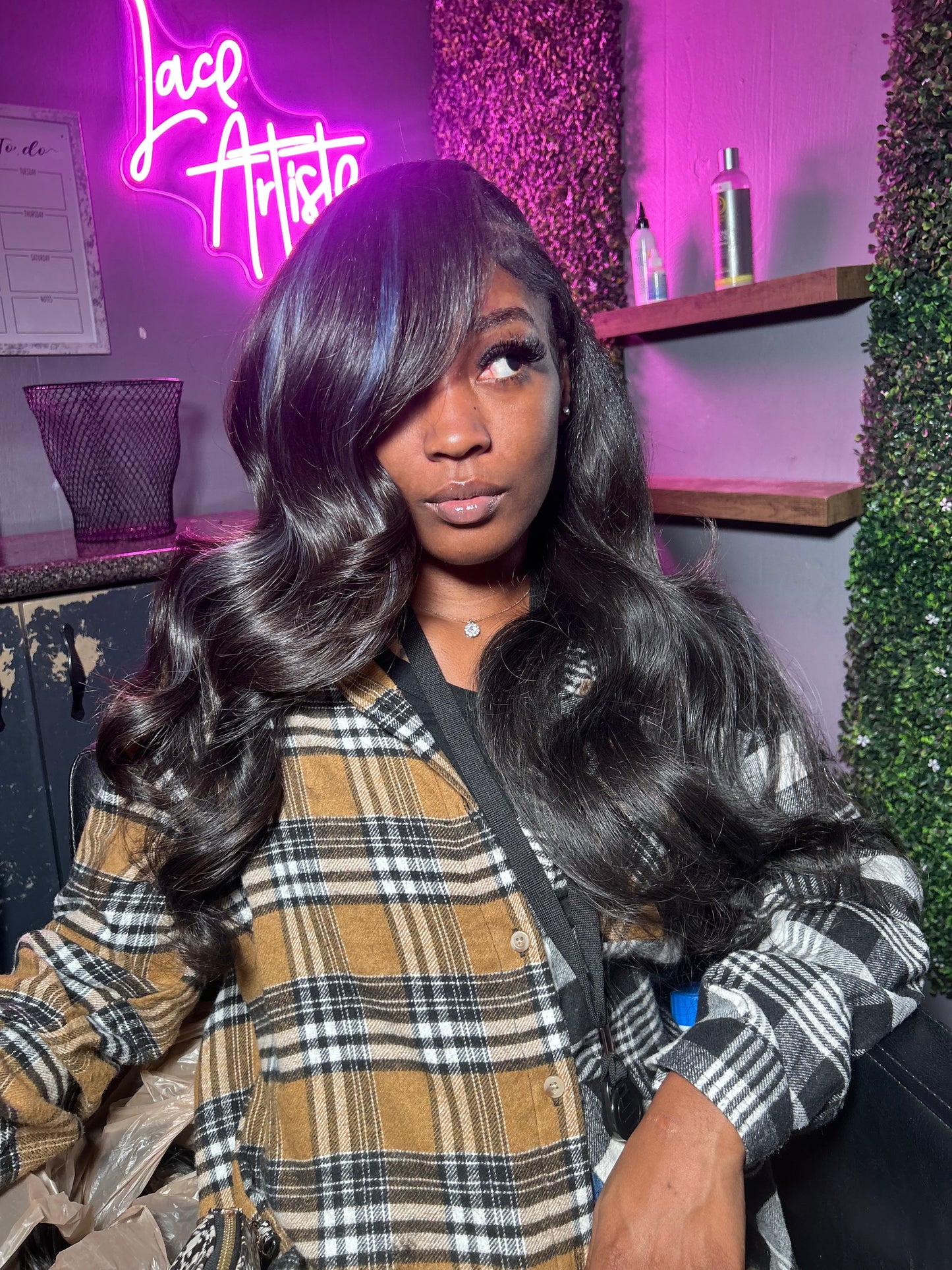 GLUELESS LACE FRONTAL WIGS