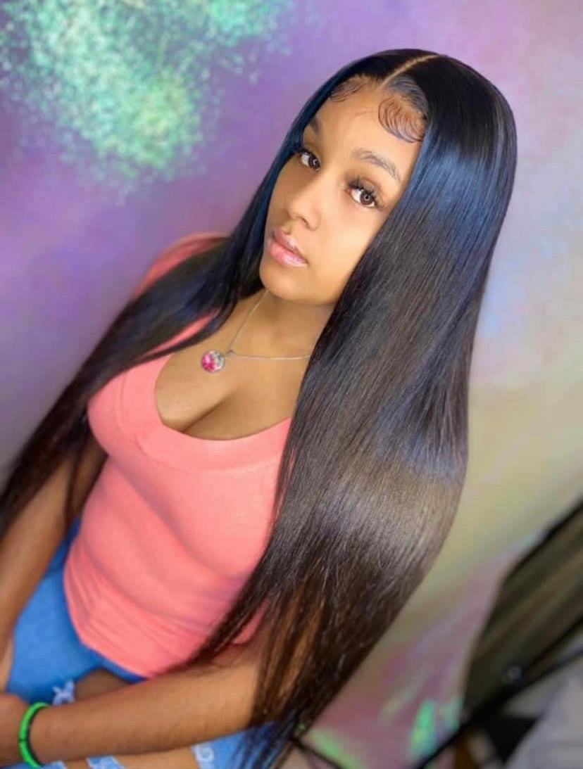 GLUELESS LACE FRONTAL WIGS